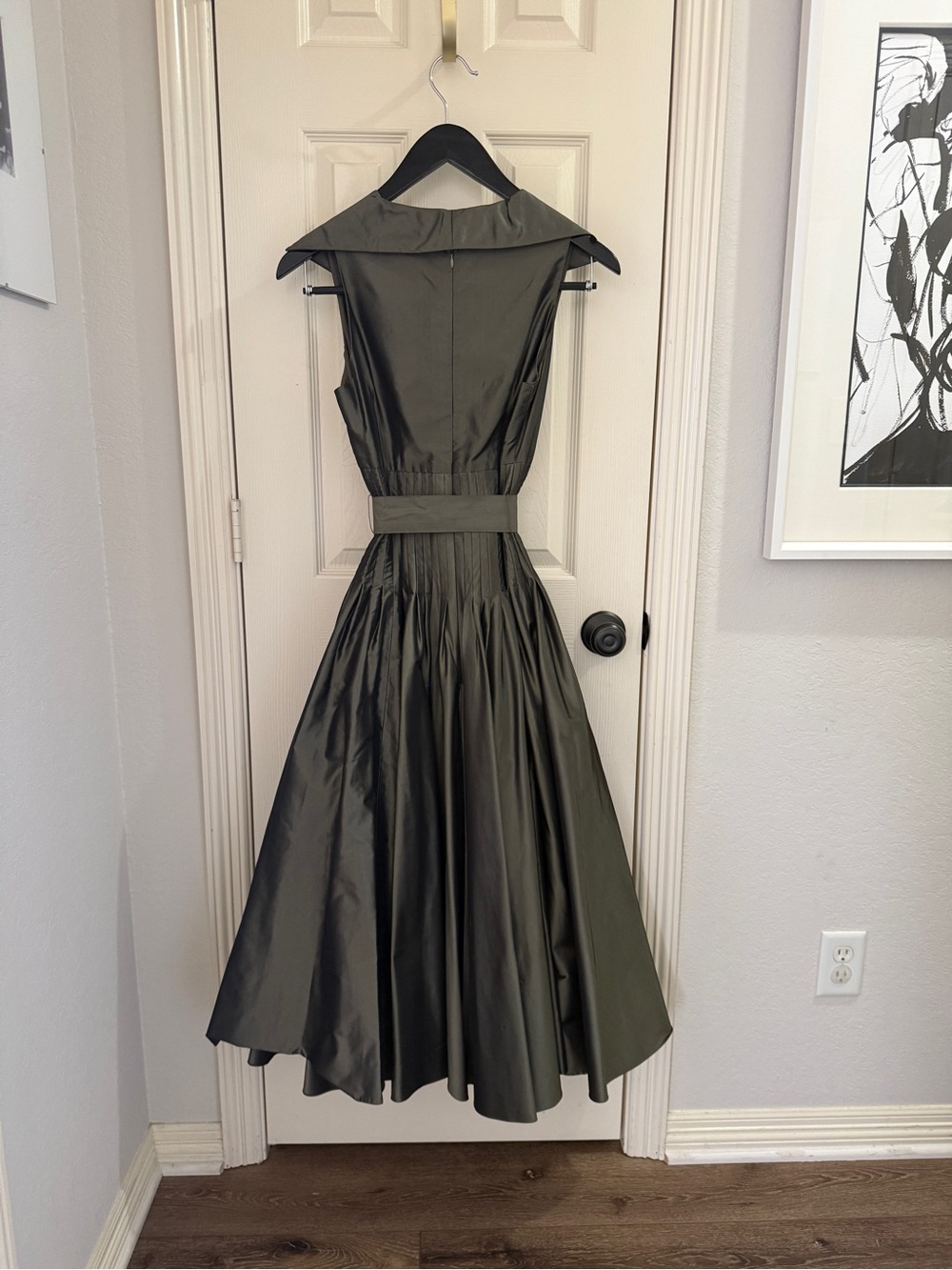 Teri Jon Olive Green Taffeta Fit‑and‑Flare Midi Dress with Pleated Waist & Bow - Picture 10 of 15